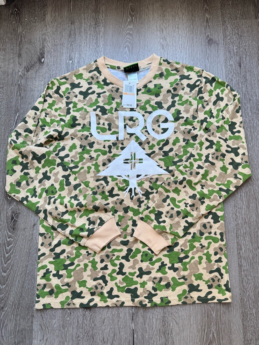 LRG Lifted Research Group Camo Long Sleeve Graphic Tee NWT Small